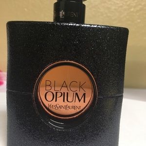 Yves Saint Laurent Black Opium edp 3.0 Oz